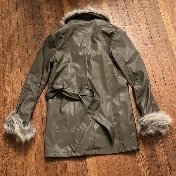 Woman’s jacket - Picture 5 of 5